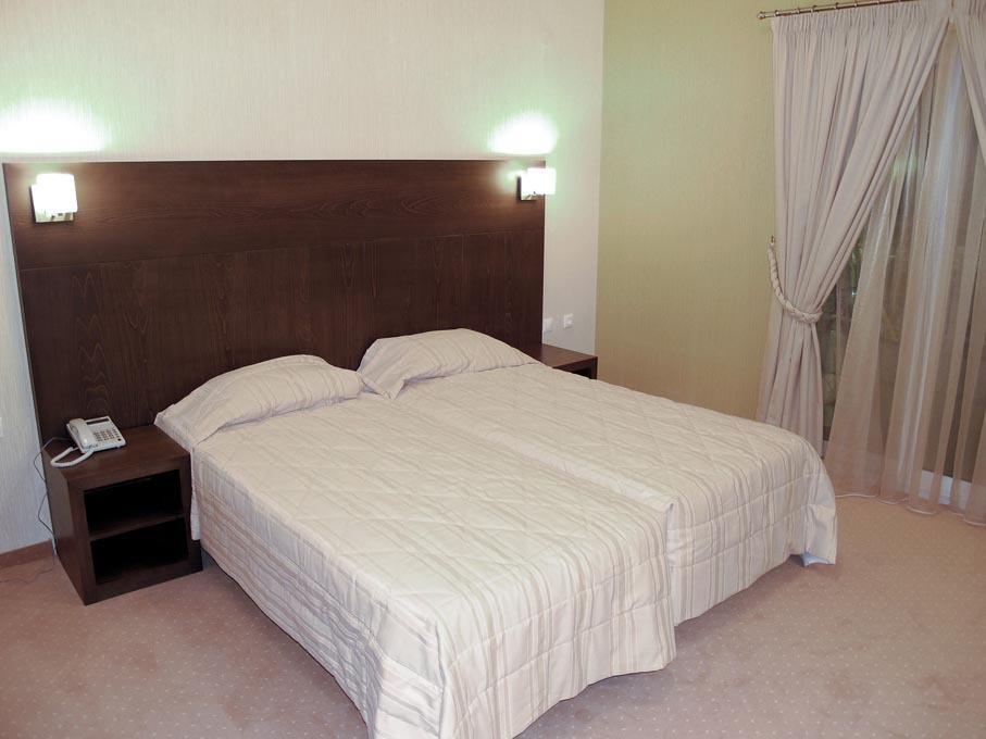 Ioannou Resort Ptolemaida Room photo